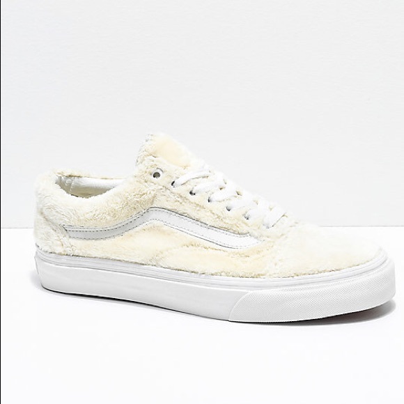 Vans Shoes - NEW Vans Sherpa Old Skool Turtledove White